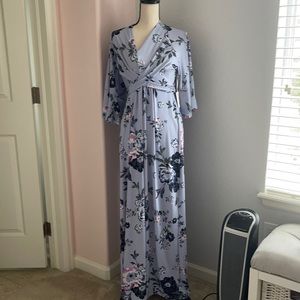 New with tag Jessica Simpson dress maternity. NWT